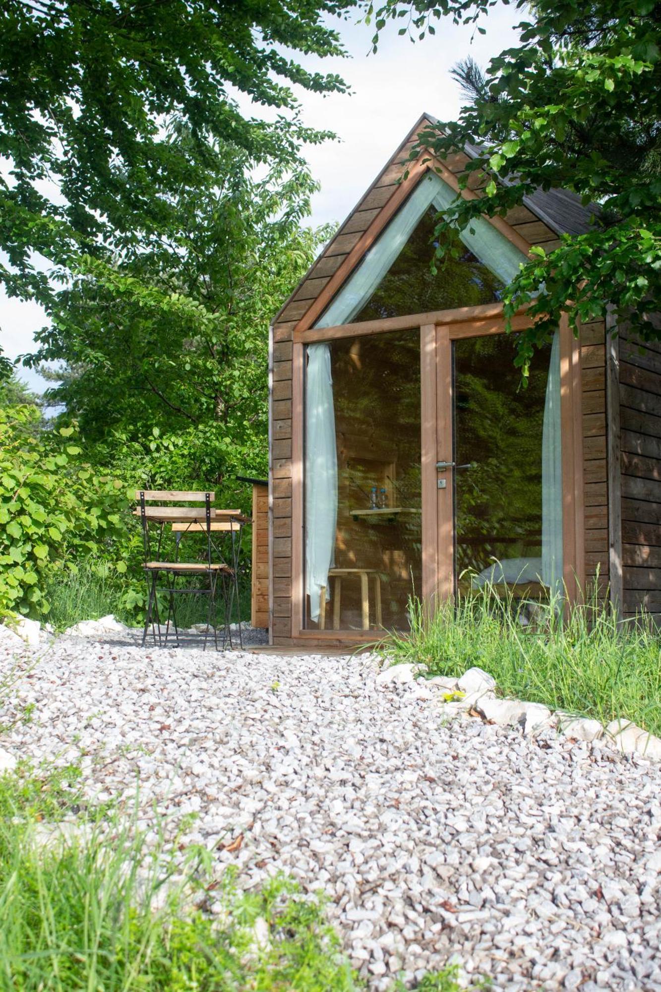 Hiska-Glamping Hotel Ajdovscina Exterior photo